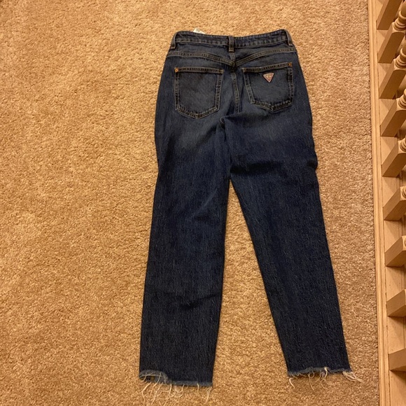 dark blue guess jeans mid to high rise - Picture 2 of 3